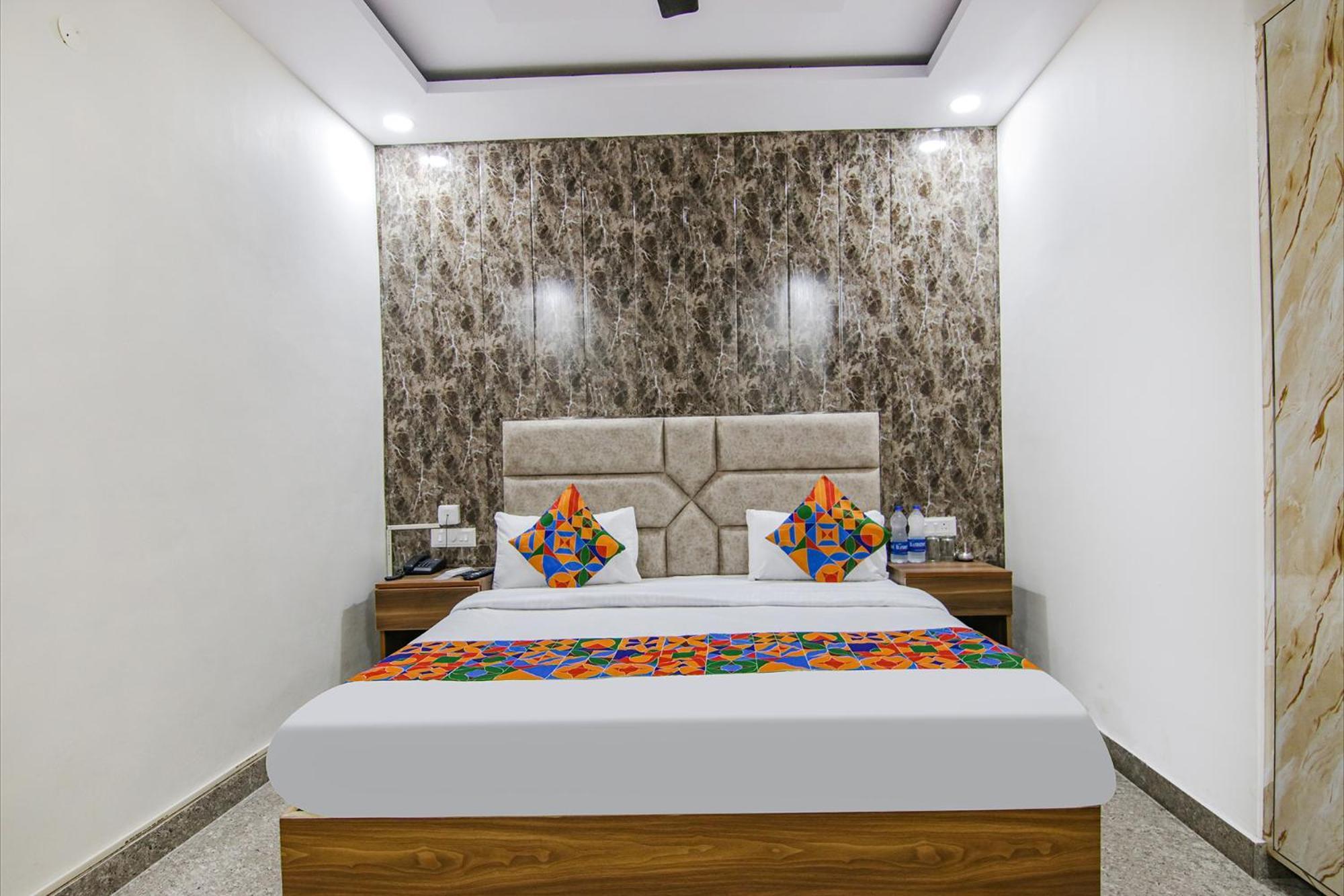 Fabhotel Hc South Crown Mohali Exterior foto