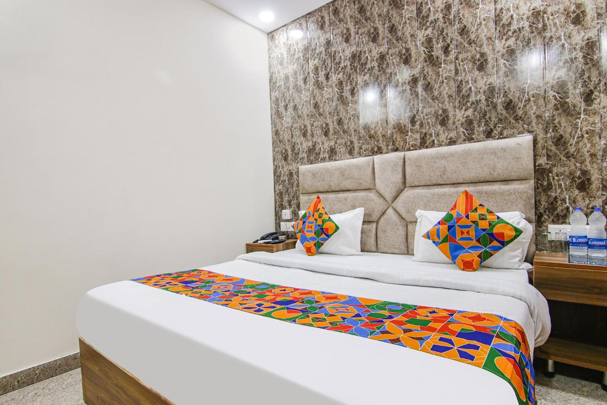 Fabhotel Hc South Crown Mohali Exterior foto
